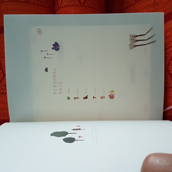 3/$28 SALE 365 Day Planner - Picture 2 of 6